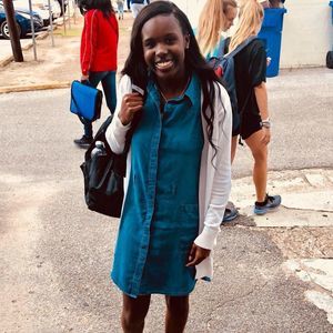 Meet your Posher, Asya